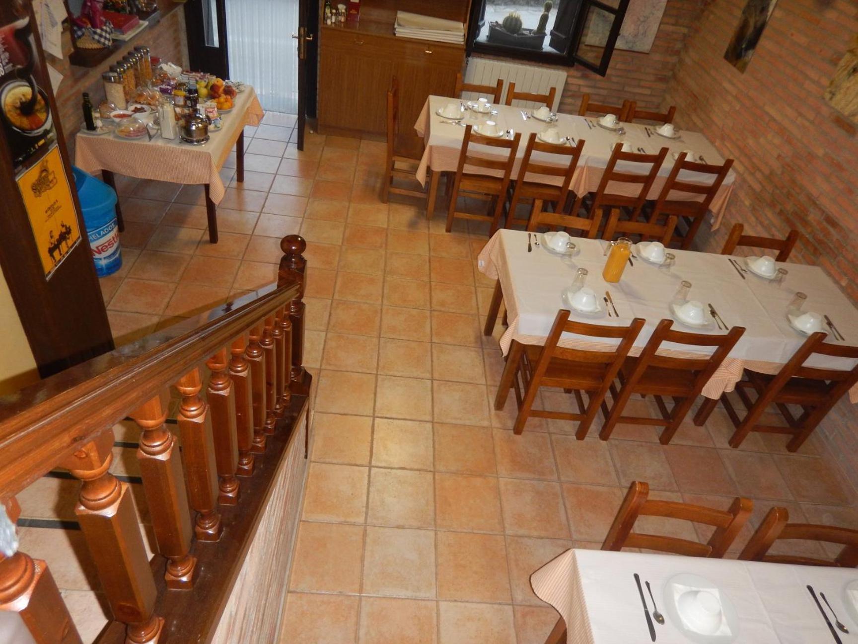 Albergue Las Almunias ภายนอก รูปภาพ
